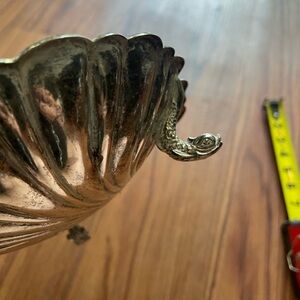 Vintage Elegant Silver Decorative Shell Bowl with Koi Fish Feet